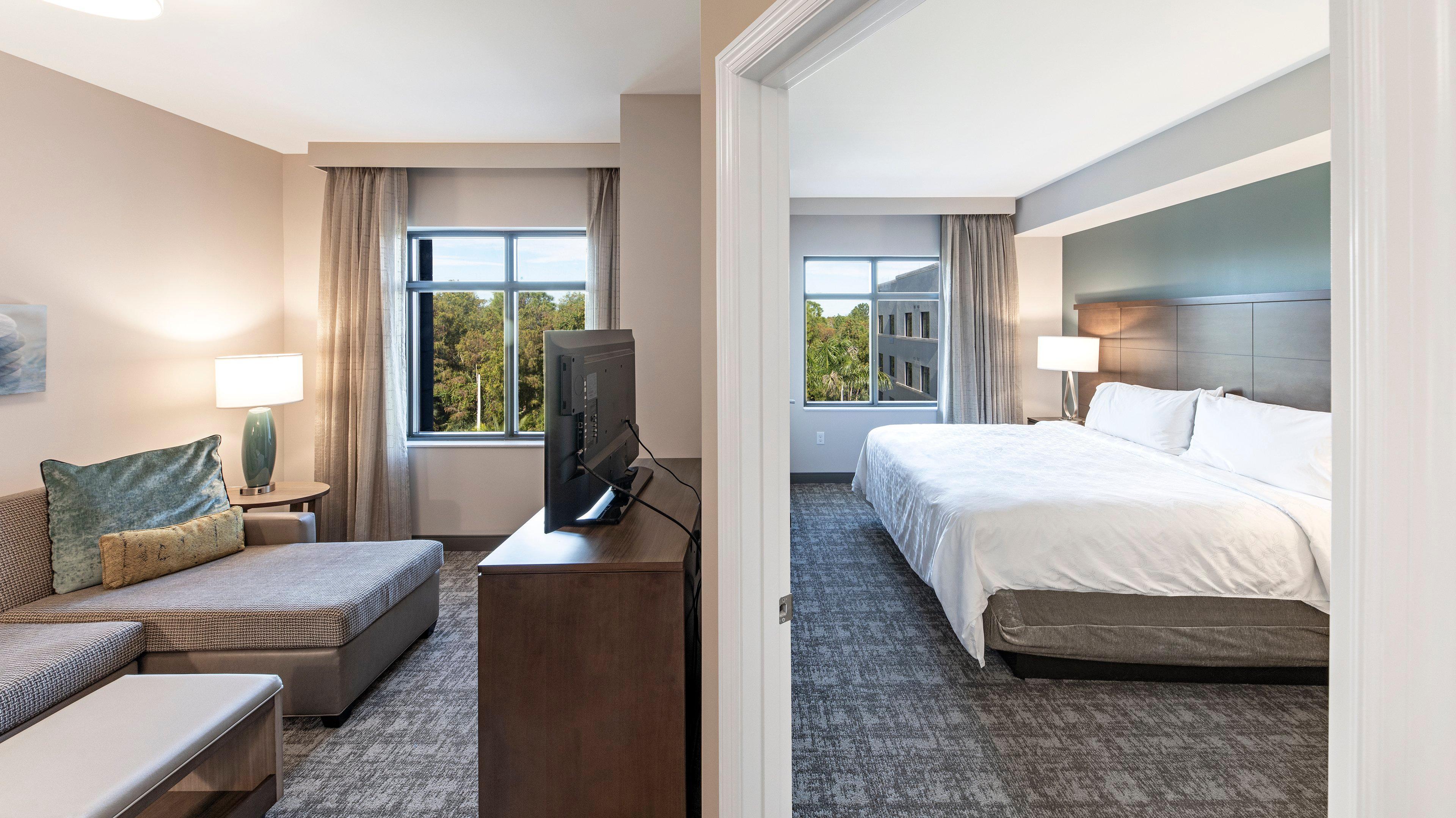 Staybridge Suites - Naples - Marco Island By Ihg Lely Resort Εξωτερικό φωτογραφία